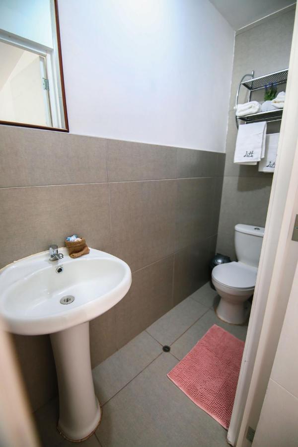 Double Room Private Bathroom