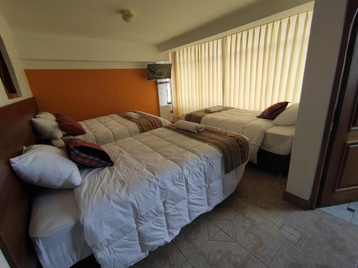 Family Room,1113314085:JPEG
