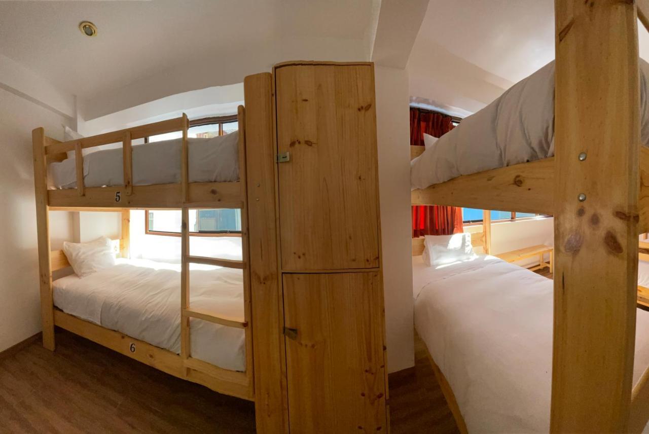 Bed 4-Bed Mixed Dormitory Room