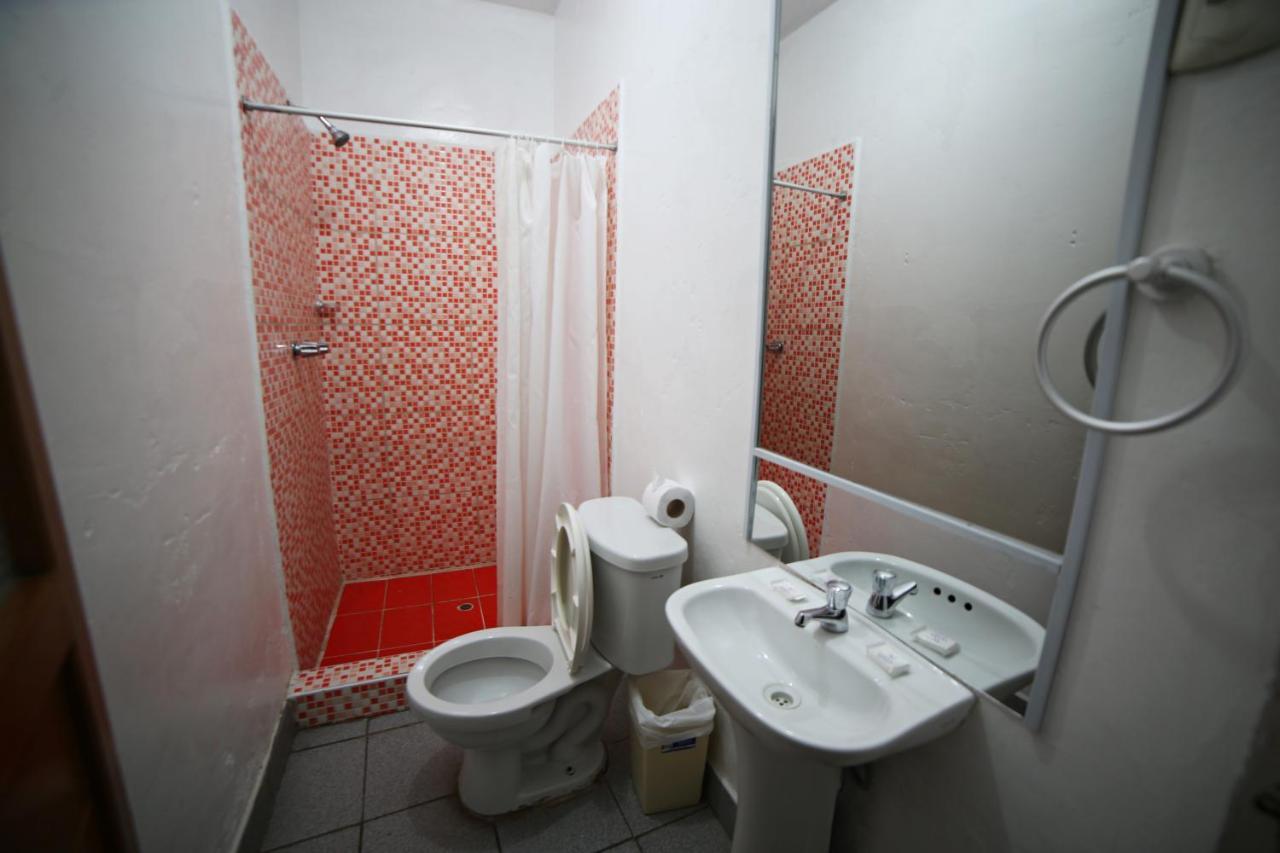 Dreibettzimmer mit eigenem Bad