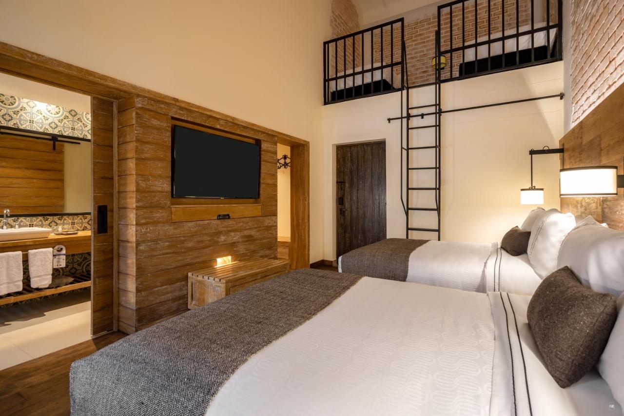 Superior Quadruple Room,1278533269:JPEG