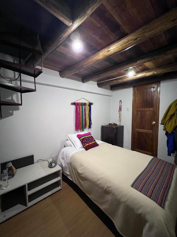 Twin Room,1680584980:JPEG