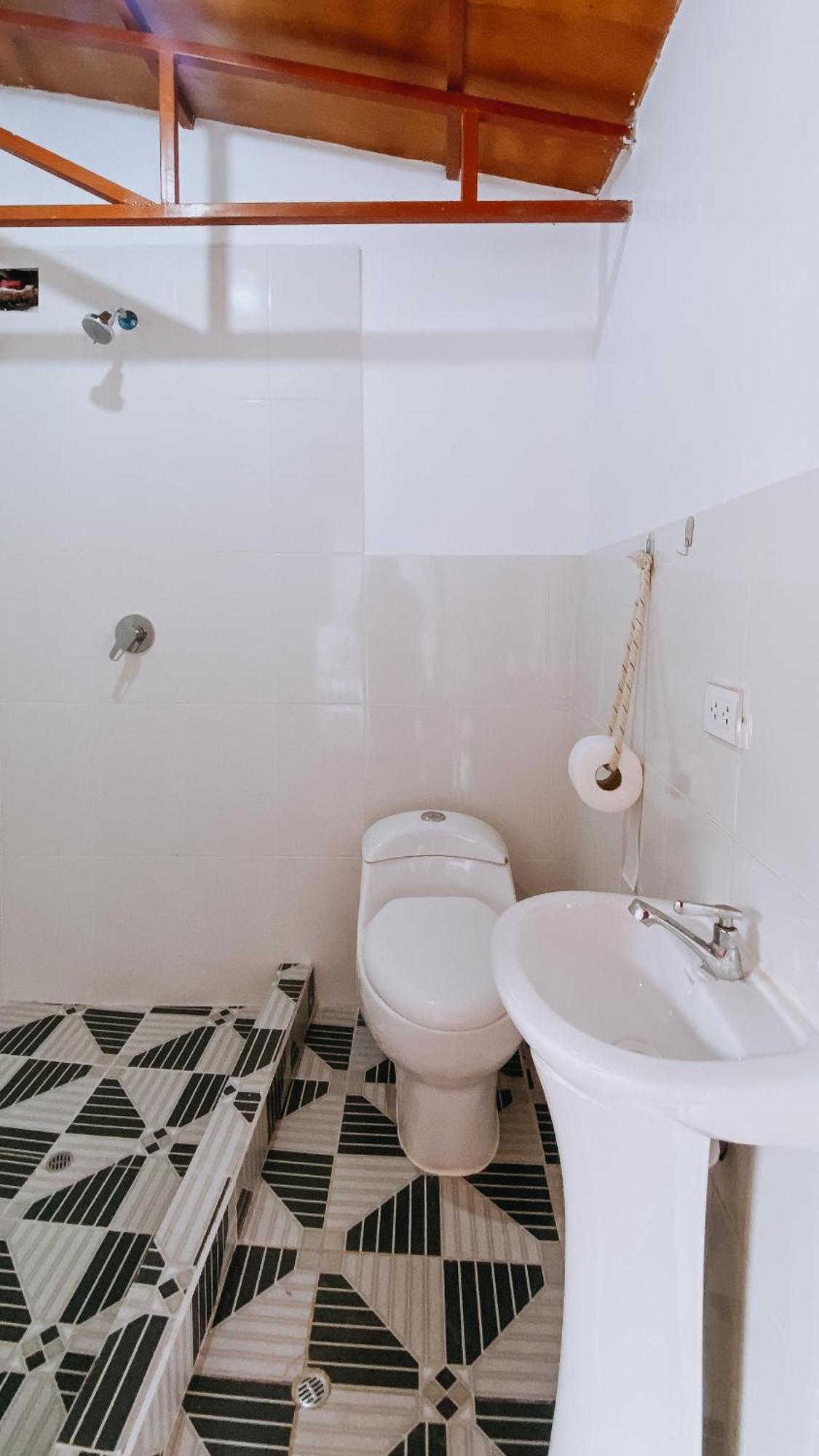 Single Room with Private Bathroom,1756821975:JPEG