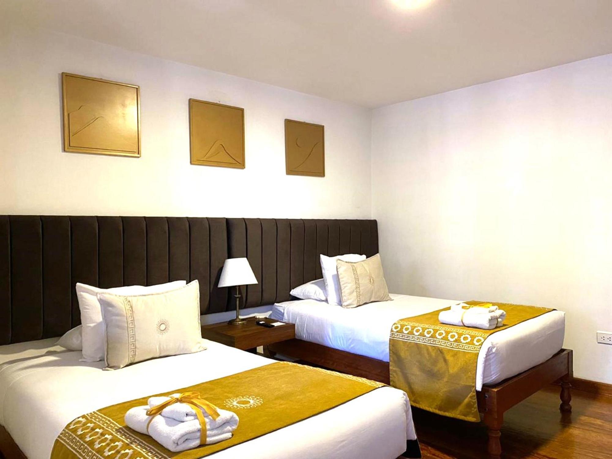 Standard Twin Room