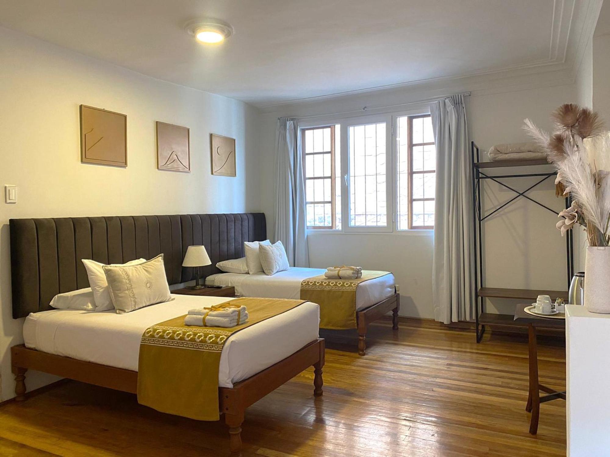 Standard Twin Room