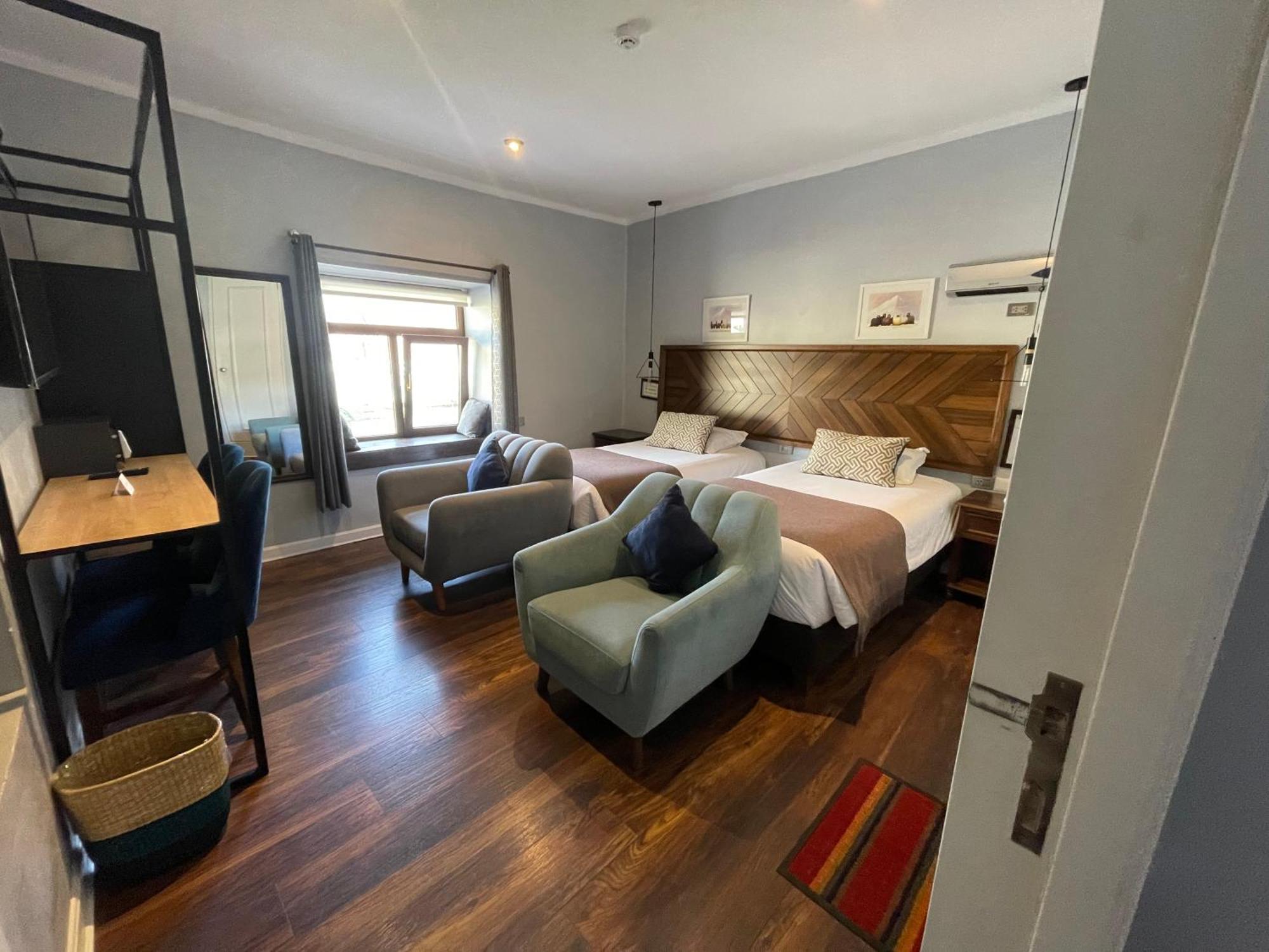 Superior Twin Room