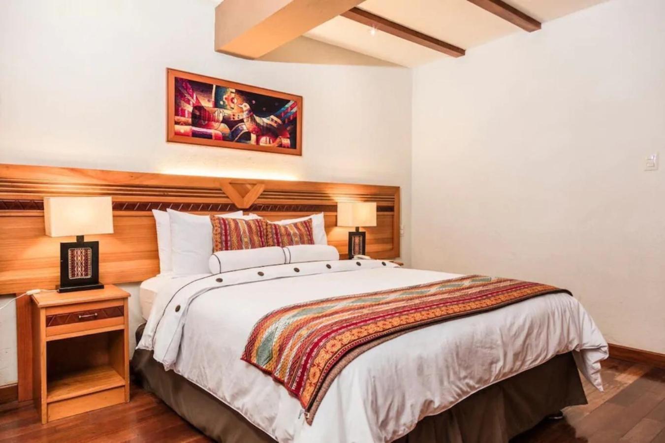 Superior Queen Room City View