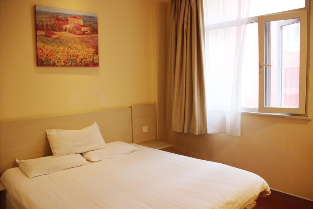 One-Bedroom Bungalow,159780747:JPEG