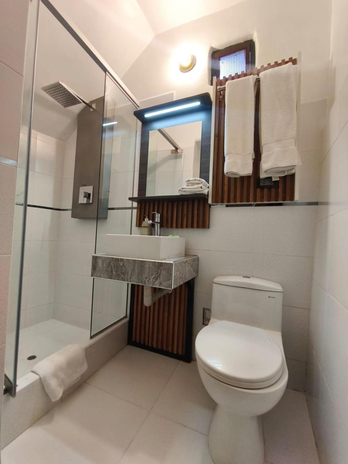 Standard Single Room,1743769042:JPEG