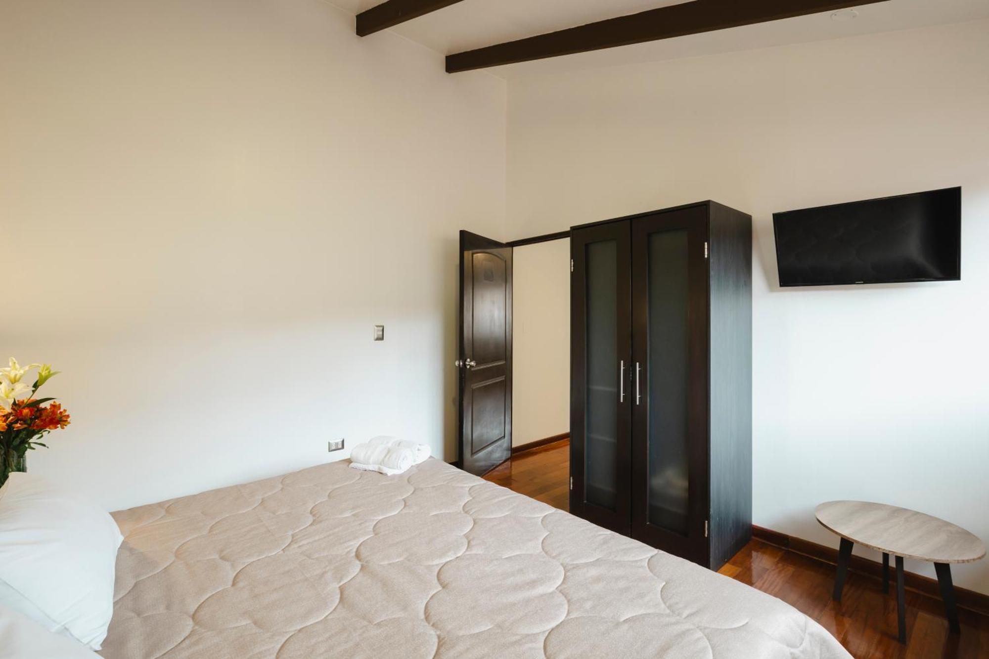Apartment,1765219533:JPEG