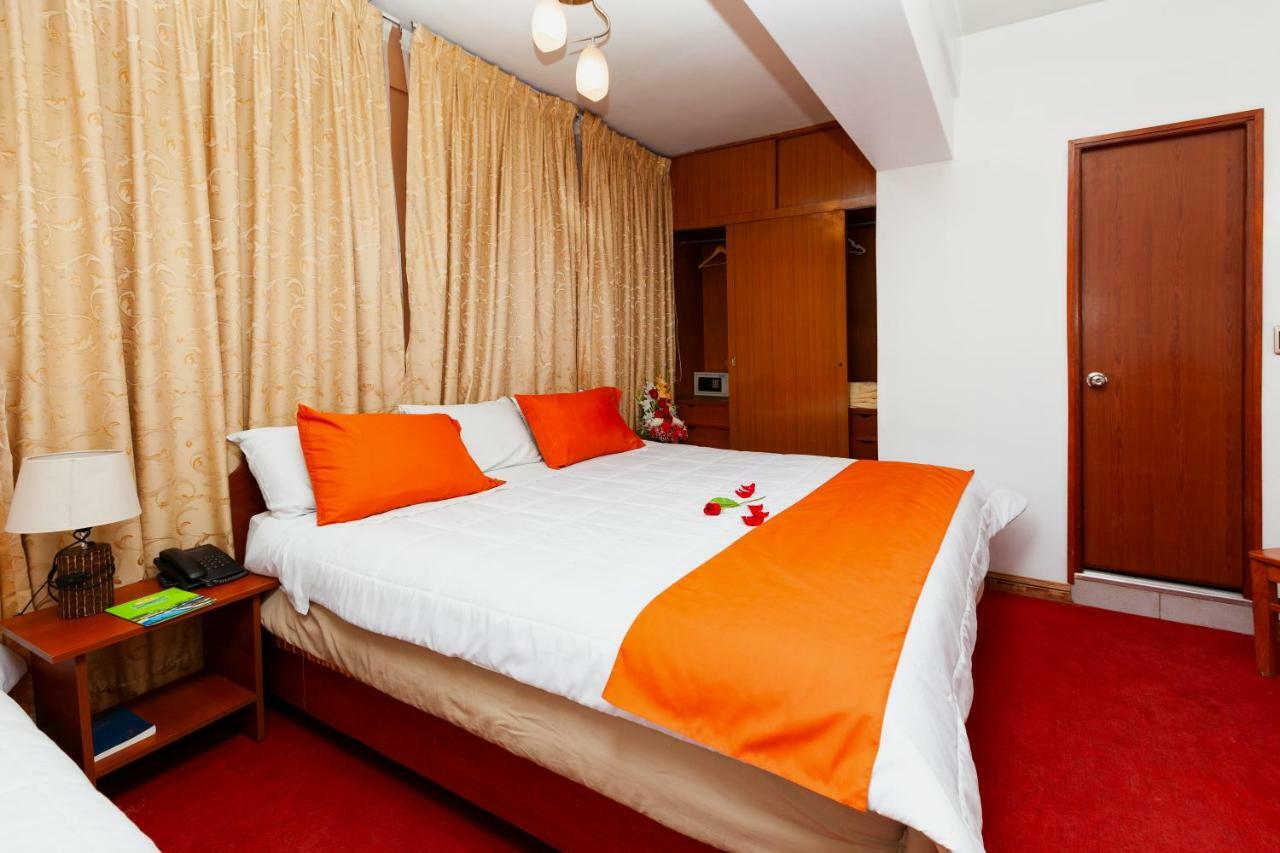 Camera Matrimoniale Deluxe (2 Adulti + 1 Bambino)