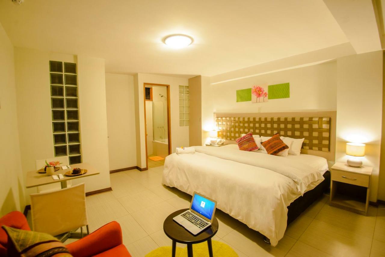Deluxe Double Room Bath