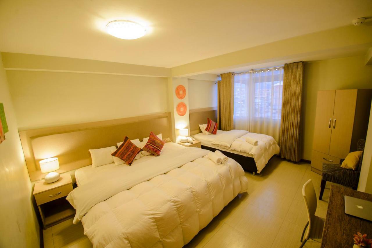 Deluxe Family Room
