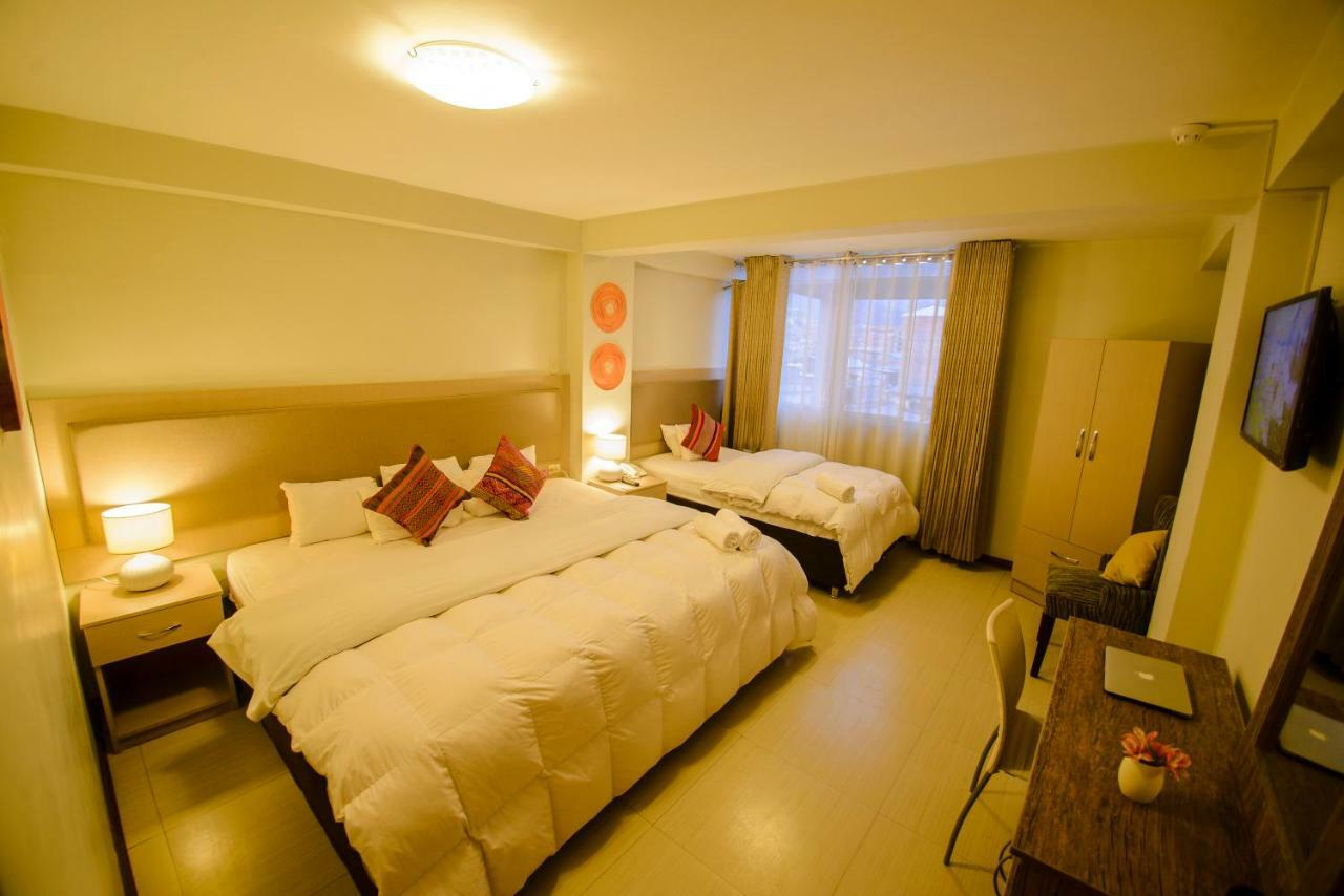 Deluxe Family Room