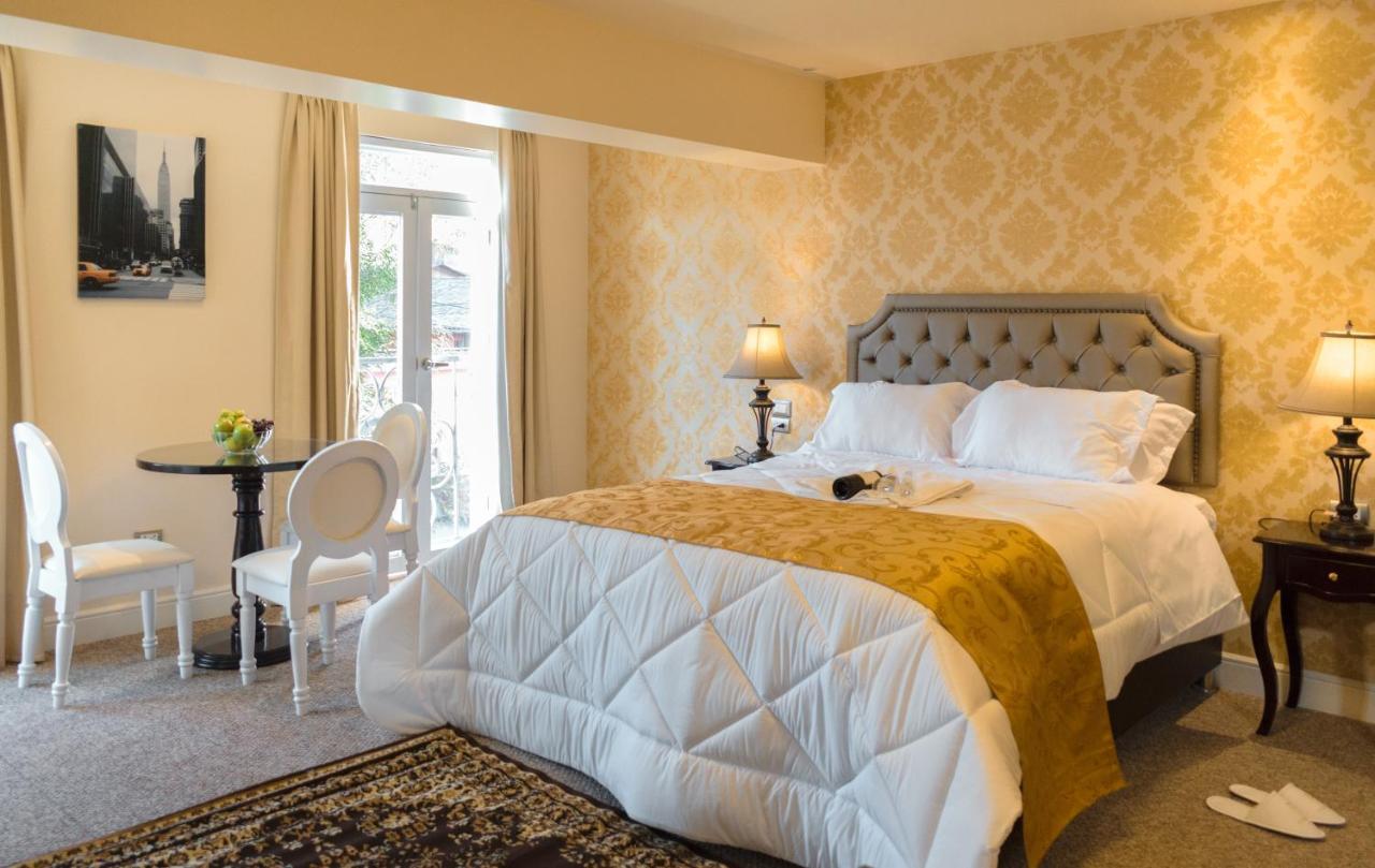 Suite Presidencial con bañera de hidromasaje