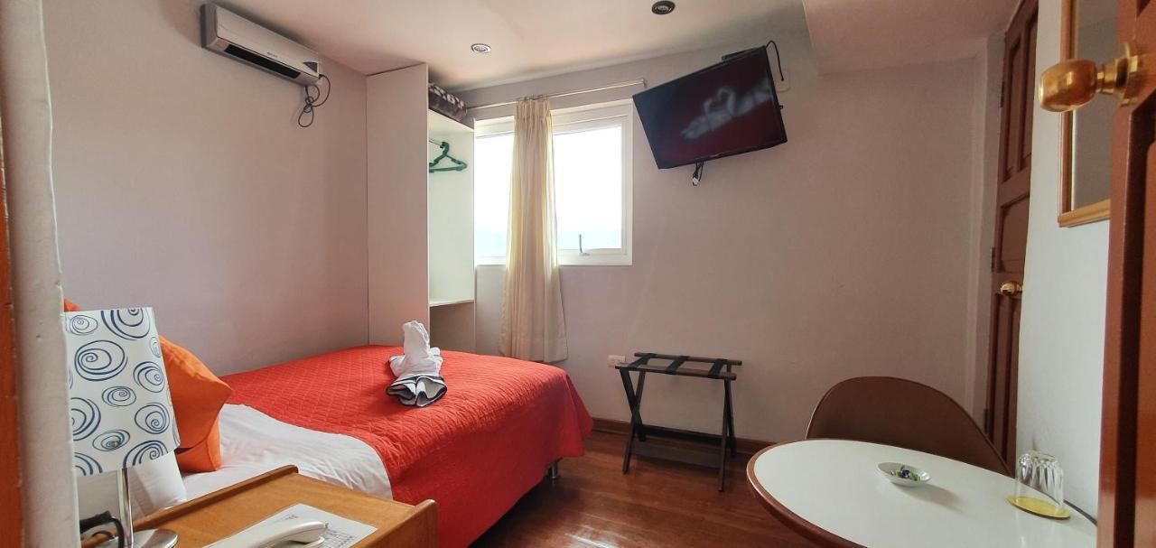 Single Room,967444780:JPEG