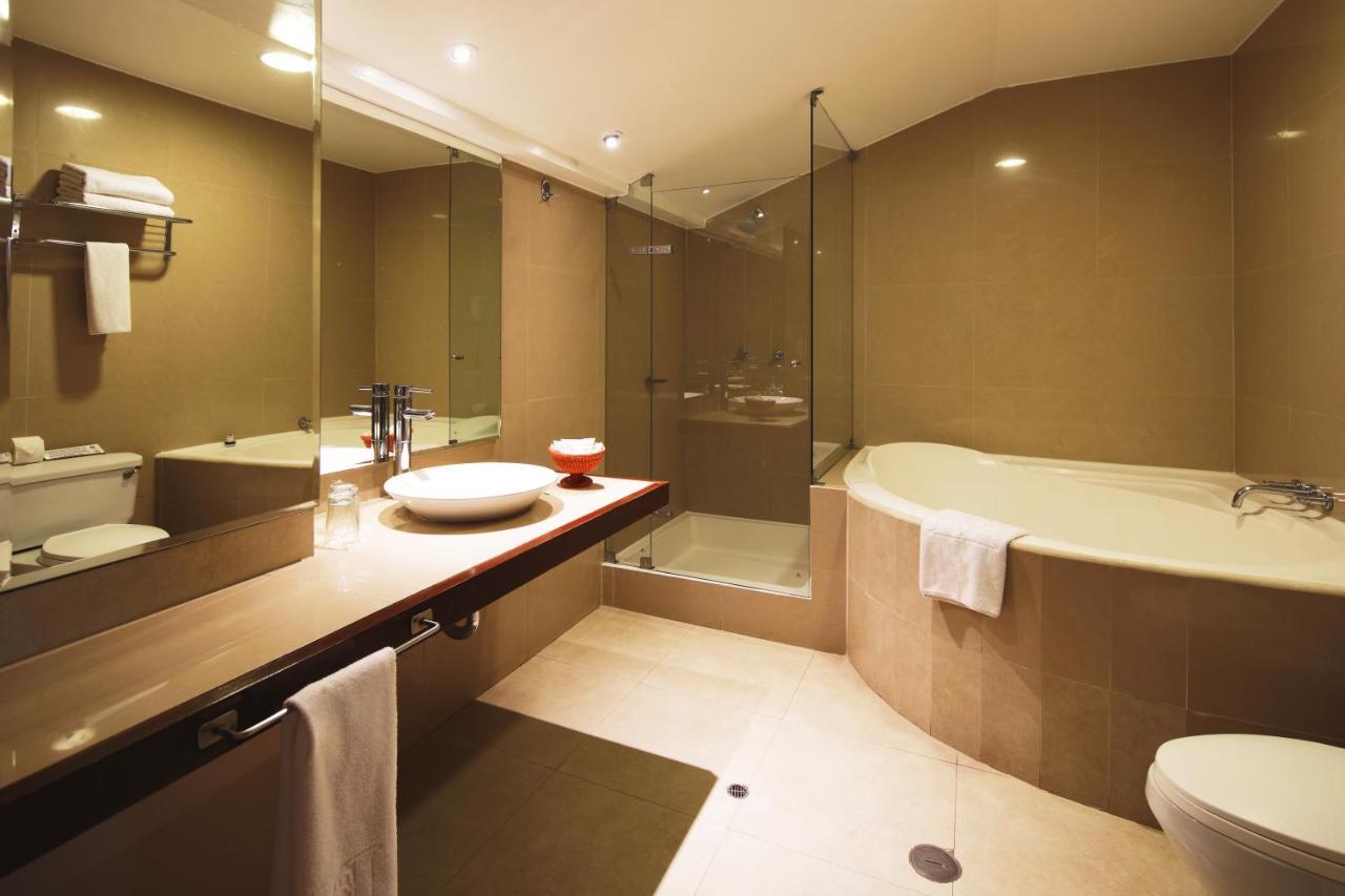 Junior Suite,976942324:JPEG