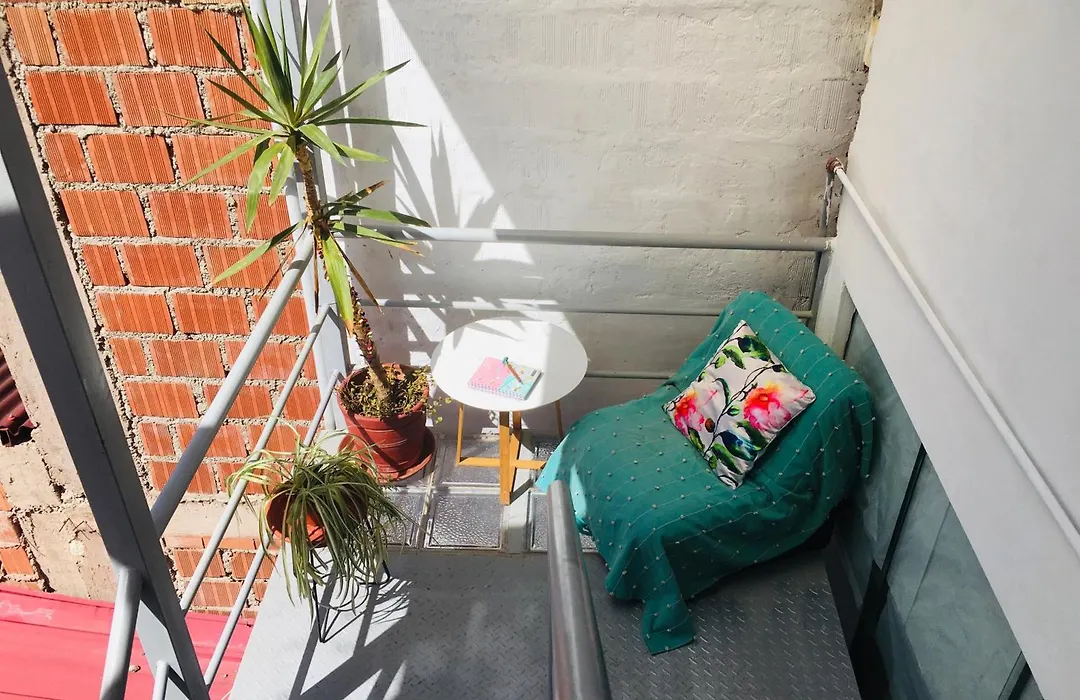 Sunny Apartment-1