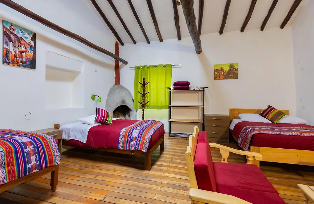 Tucan Hostel-1