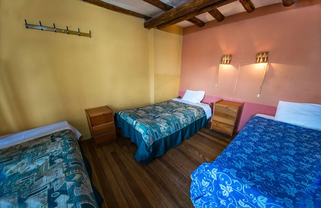 Hostel Kusiy Qosqo-1