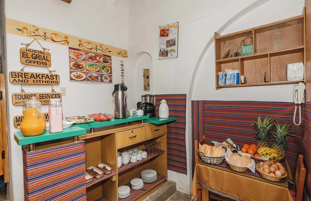 Hostal El Grial-1