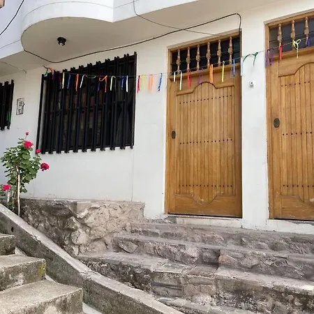 Alojamiento De 2 Habitaciones Con Bano Privado-2