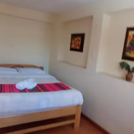 Kusi Uyacha Casa Hospedaje Habitacion 3-B Cama Matrimonial Con Bano Compartido-2