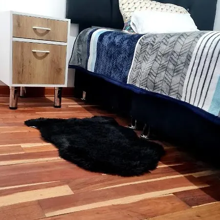 Habitacion Con Servicios Privados En Elcentro Historico-2