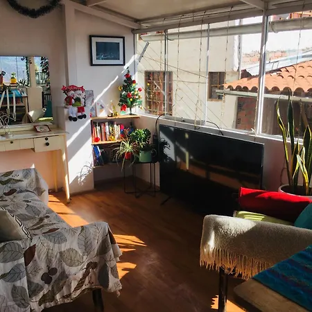 Sunny Apartment-2