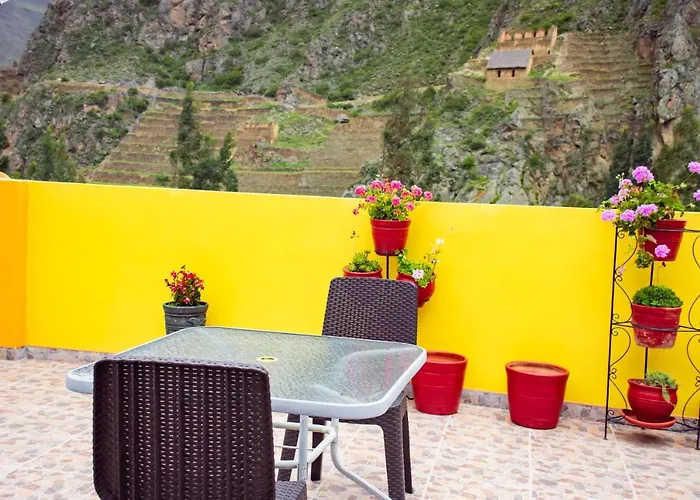 Pet friendly Room In Lodge - Intitambo Three Star Hotel With Panoramic View Of The Mountains Ollantaytambo