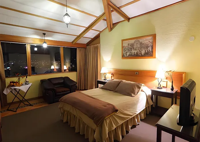 Hoteles cerca de Piedra de los doce ángulos