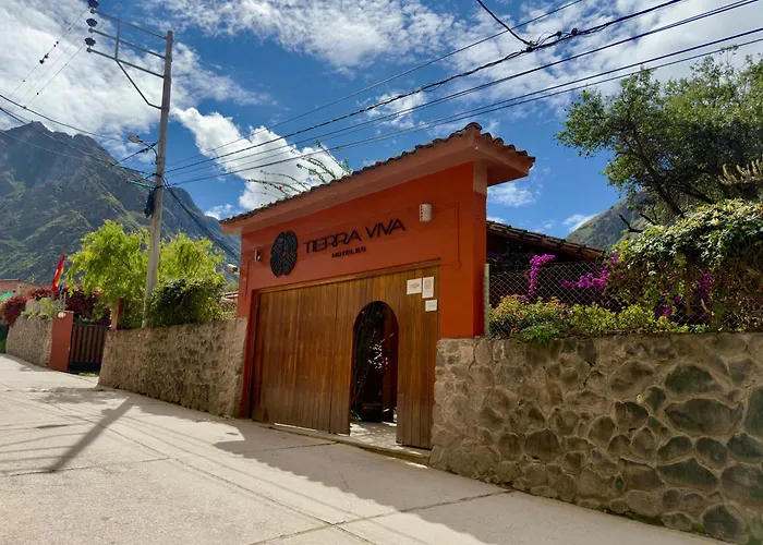 Ollantaytambo Hotels
