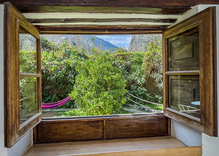 Ollantaytambo Beach hotels