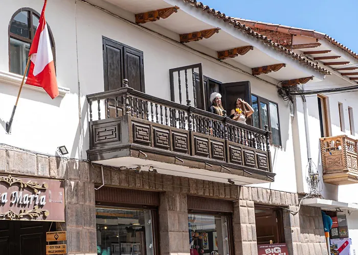 Cusco hotels near Orellana Pumaqchupan Park